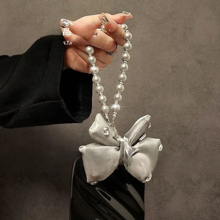 Luxury Bow Pearl Keychain with Transparent Clip – Mobile Phone Case Charm