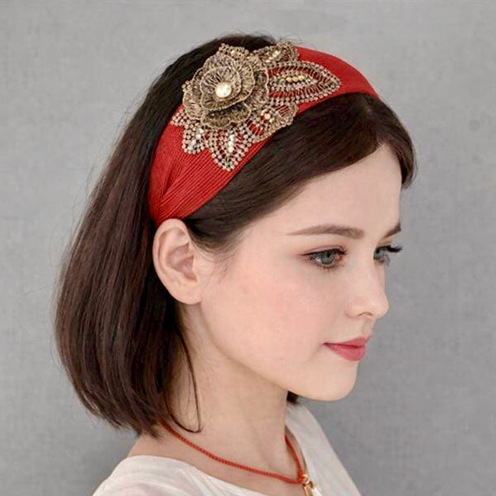 3D Flower Embellished Headband – Luxury Textured Hairband with Crystal Detail