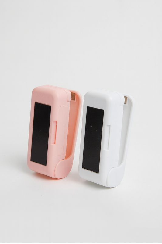 Mini Portable Heat Sealer for Plastic Bags – Food Storage Resealer, Snack Bag Closer, Battery Operated, Pink & White