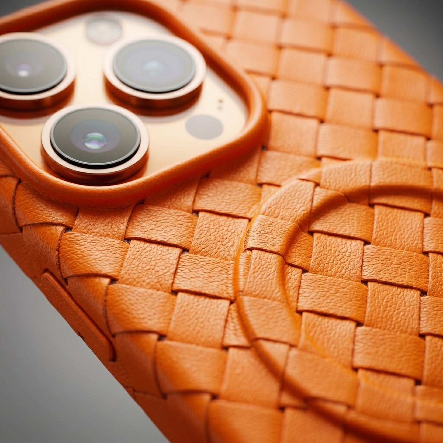 MagSafe Woven Grip Case – Anti-Fingerprint, Slim & Shockproof