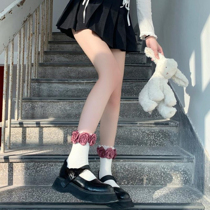 Flower Socks – Black & White Ankle Socks with 3D Rose Embroidery, Cute Vintage Korean Style