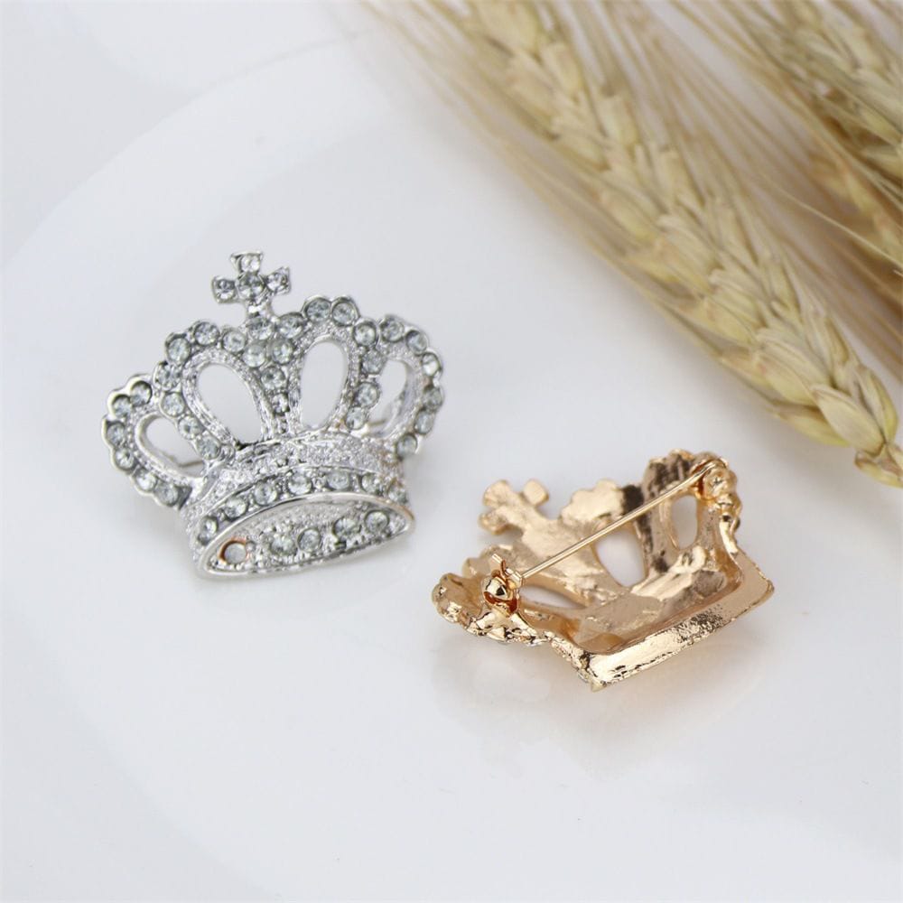 Royal Crown Brooch Pin for Men & Women – Crystal Rhinestone Lapel Badge, Gold & Silver Variants