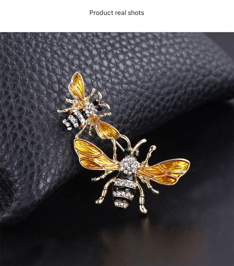 Bee Rhinestone Brooch Pin – Elegant Gold & Crystal Insect Jewelry for Women, Men & Gifts