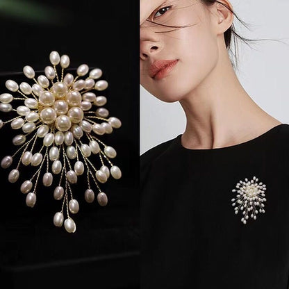 Luxury Handmade Pearl Flower Brooch – Elegant Bridal & Party Jewelry Pin