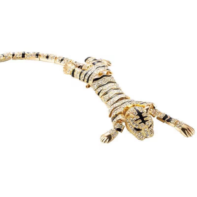 Luxury Tiger Crystal Brooch Pin – Rhinestone Animal Jewelry for Women & Men