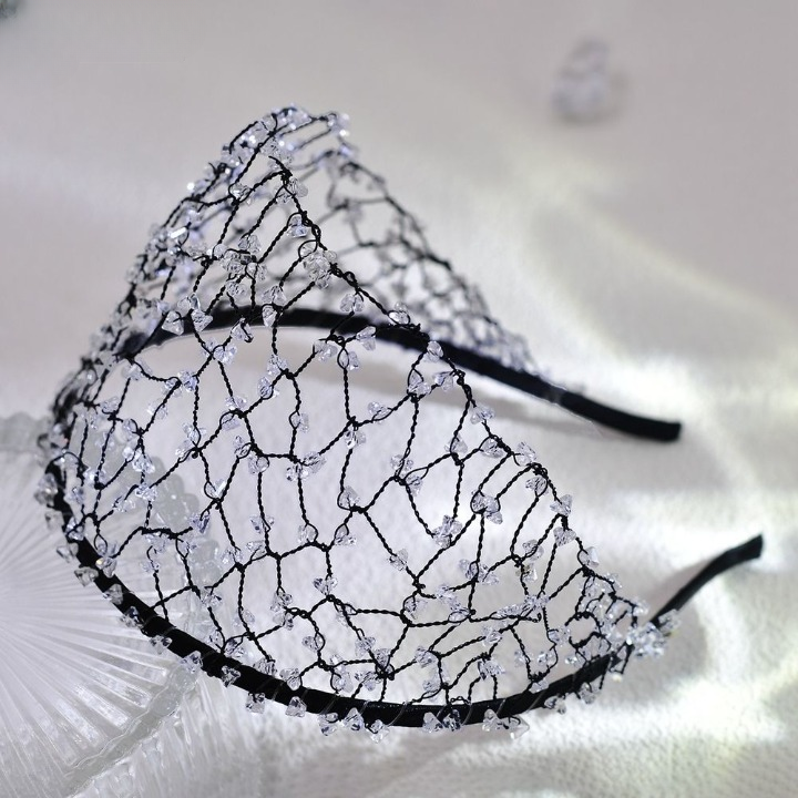 Beaded Hollow Crystal Headband – Elegant Wide Bridal Rhinestone Hair Accessory