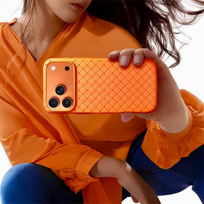 MagSafe Woven Grip Case – Anti-Fingerprint, Slim & Shockproof